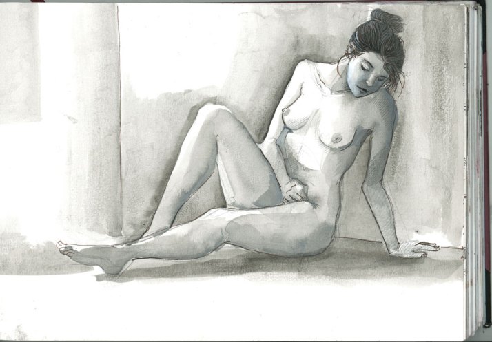 N_nude_seated